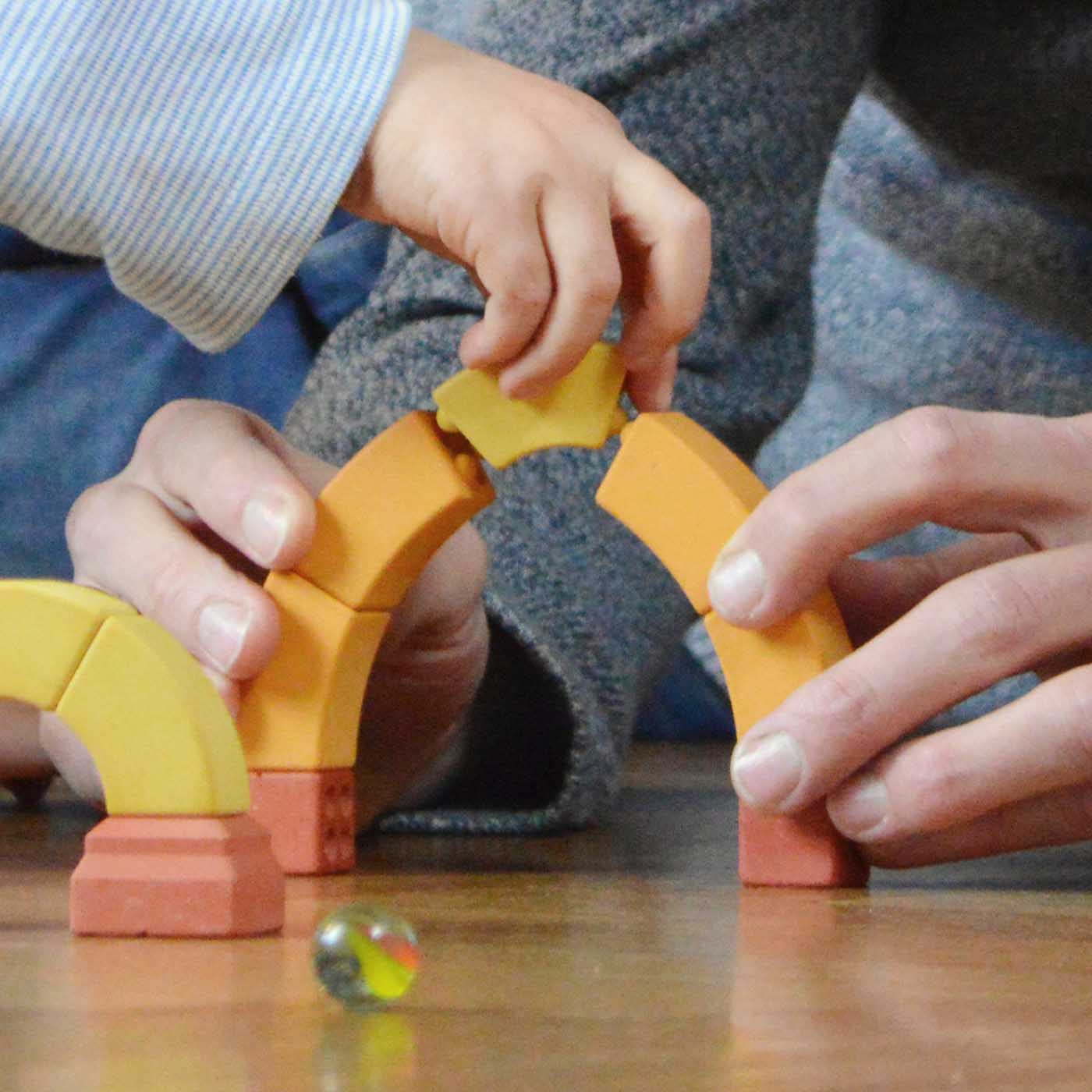 kajuBOGENBAU: Spielbausteine aus Naturgips (3 – 99 Jahre) – Bild 3